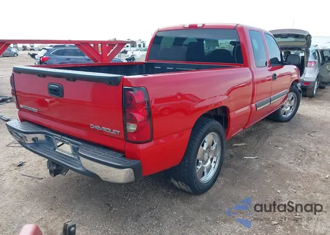 2004 Chevrolet Silverado 1500 Ls z USA, uszkodzony, nr VIN 2GCEC19N641350339